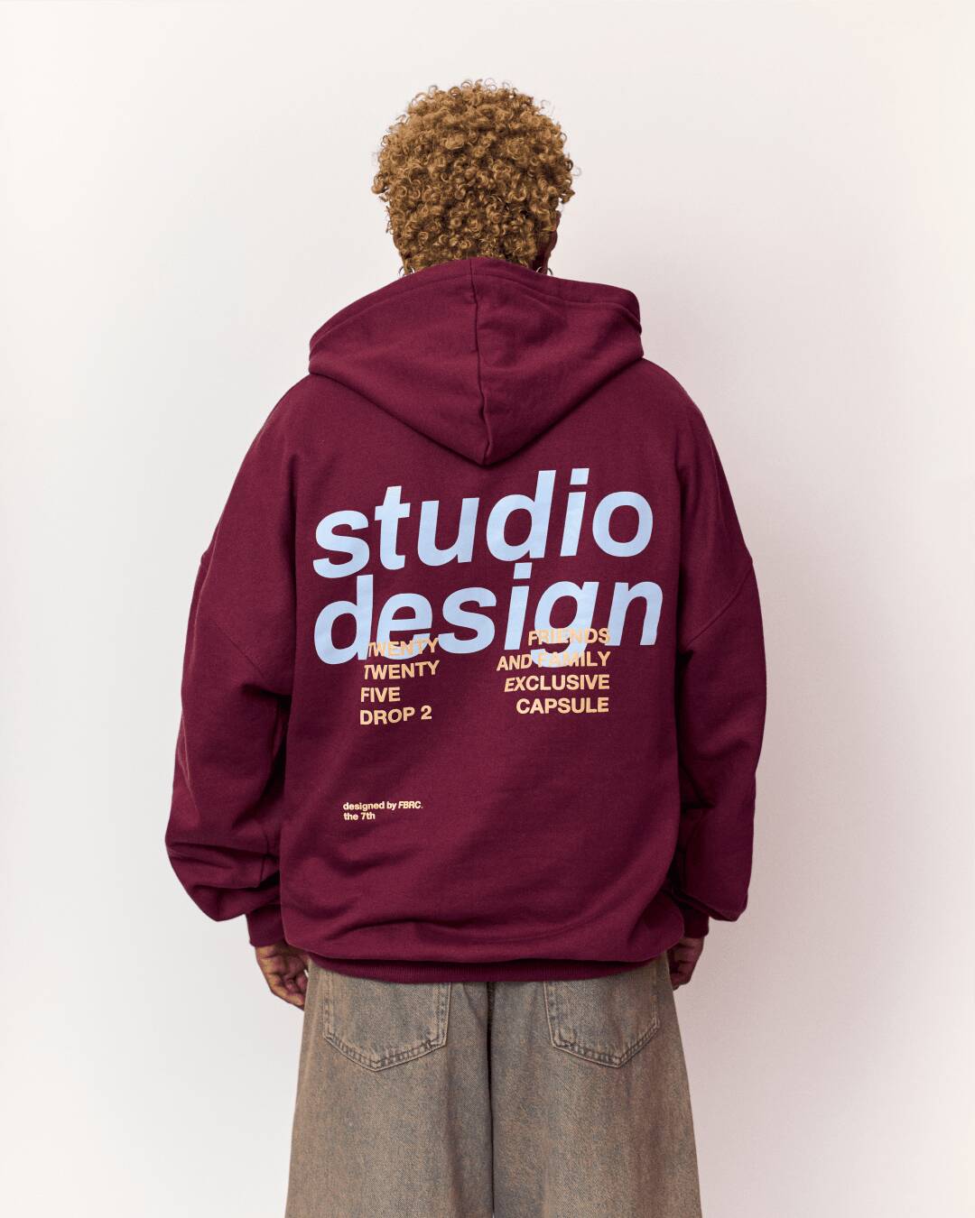 STUDIO DESIGN HOODIE