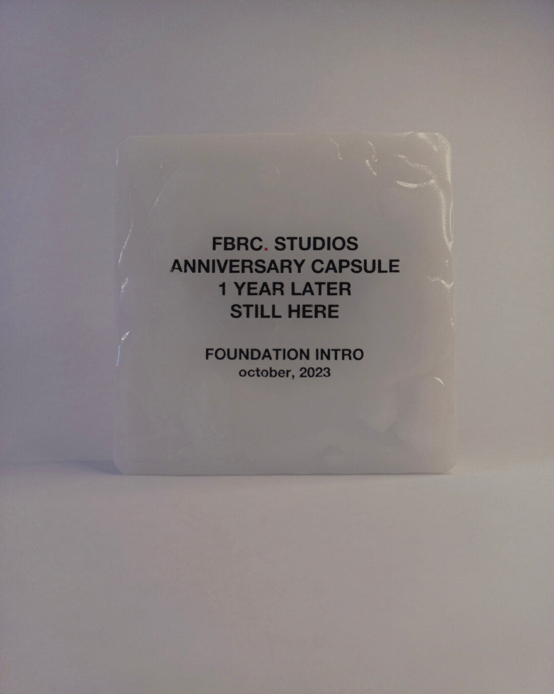 INTRO ASHTRAY