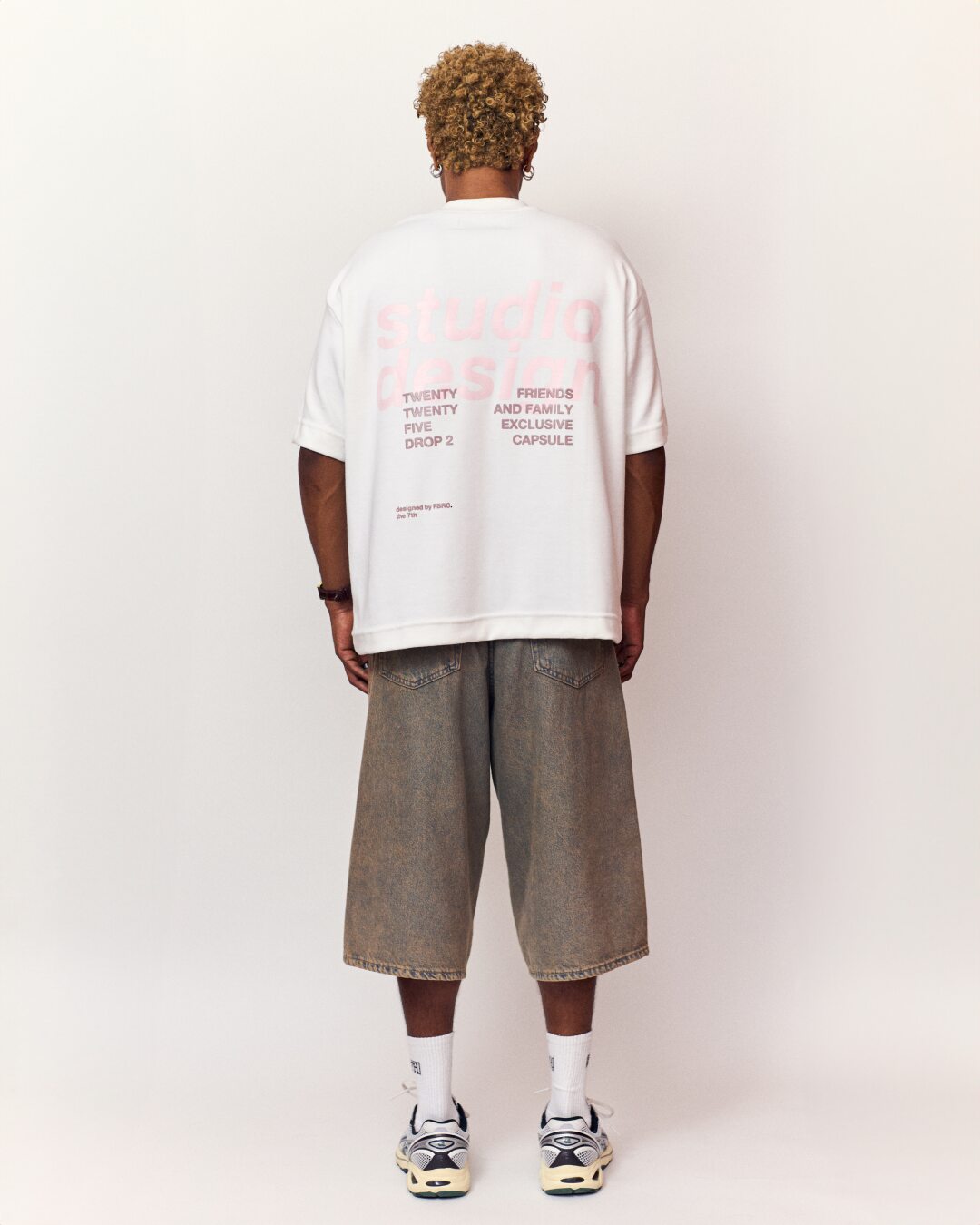 STUDIO DESIGN TEE
